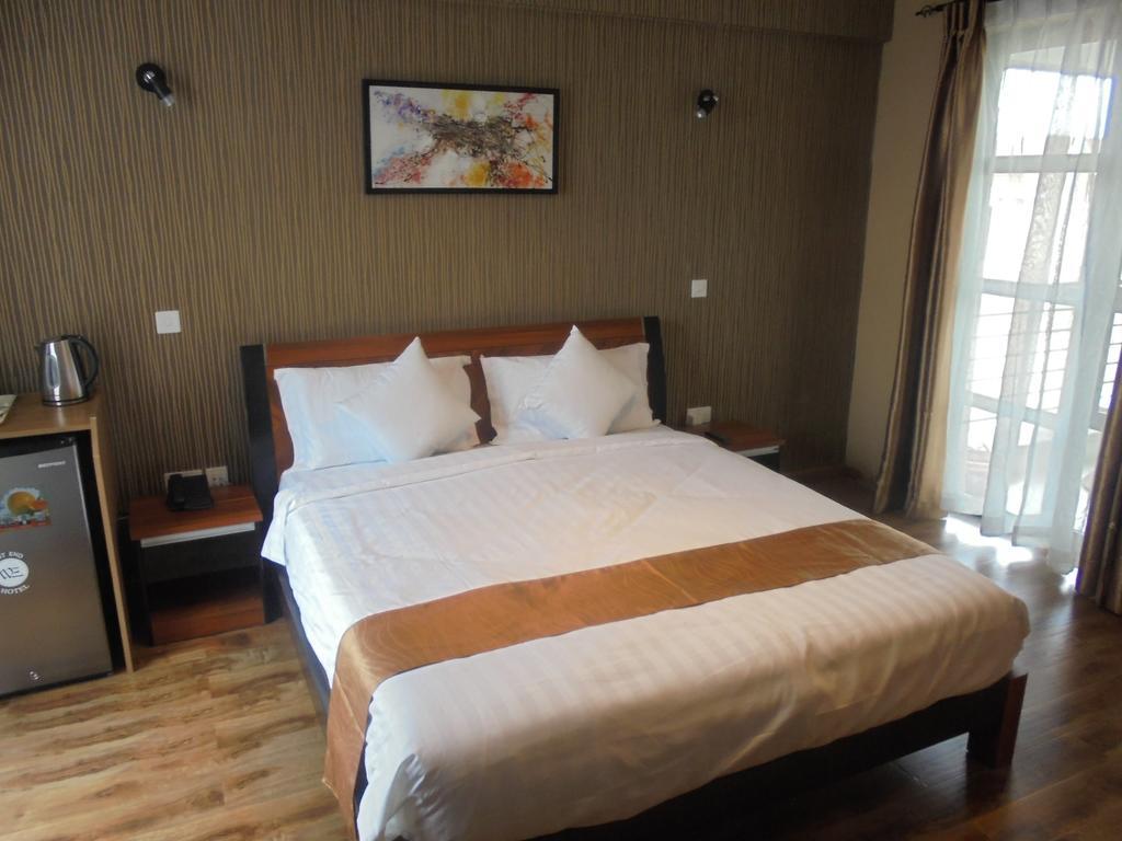 We Hotel And Suites Nairobi Exterior foto